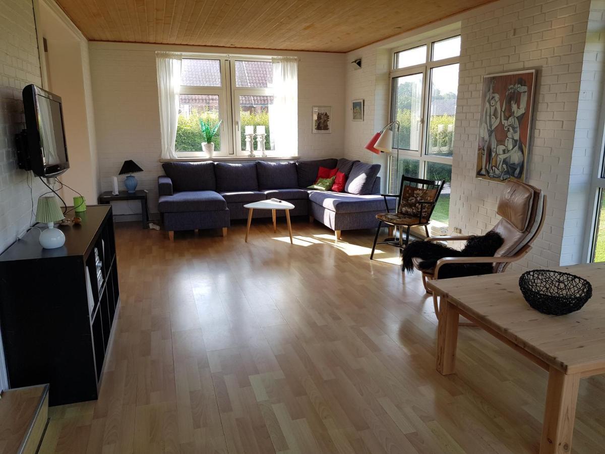 Bredebro Hus Til Stor Familieヴィラ エクステリア 写真