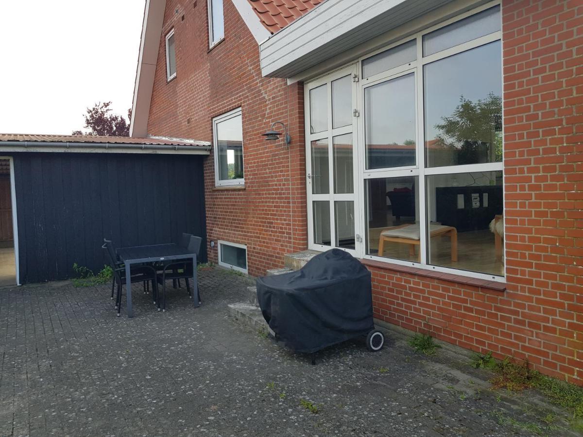Bredebro Hus Til Stor Familieヴィラ エクステリア 写真